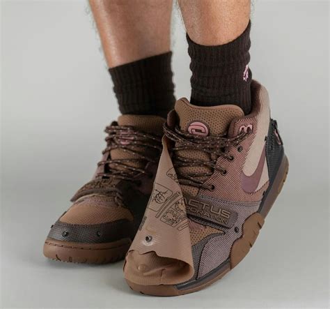 stockx nike air trainer 1 sp|THE TRAVIS SCOTT NIKE AIR TRAINER 1 WILL HE REVIVE .